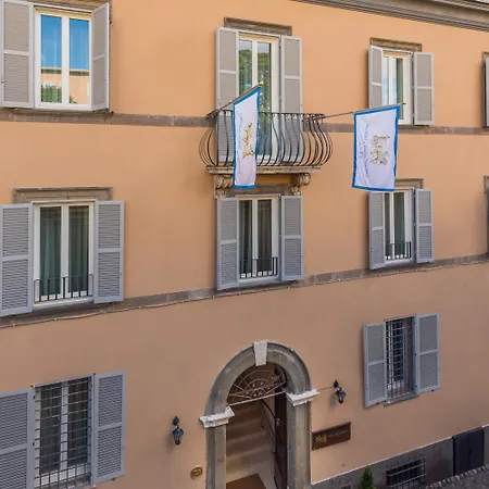 Degli Artisti Hotel