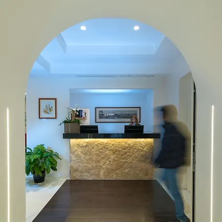 Degli Artisti 4* Roma