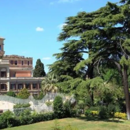 델리 아르티스티 호텔 4*