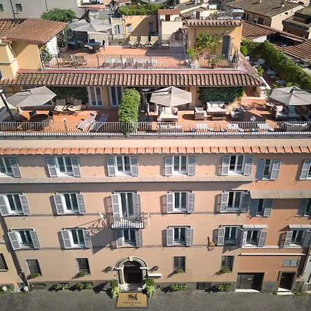 델리 아르티스티 4*