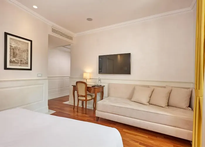 Degli Artisti Hotel 4*