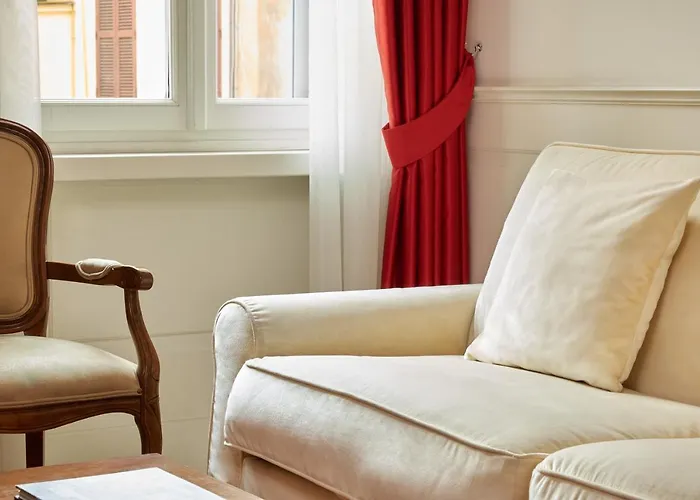 Hotel Degli Artisti 4*