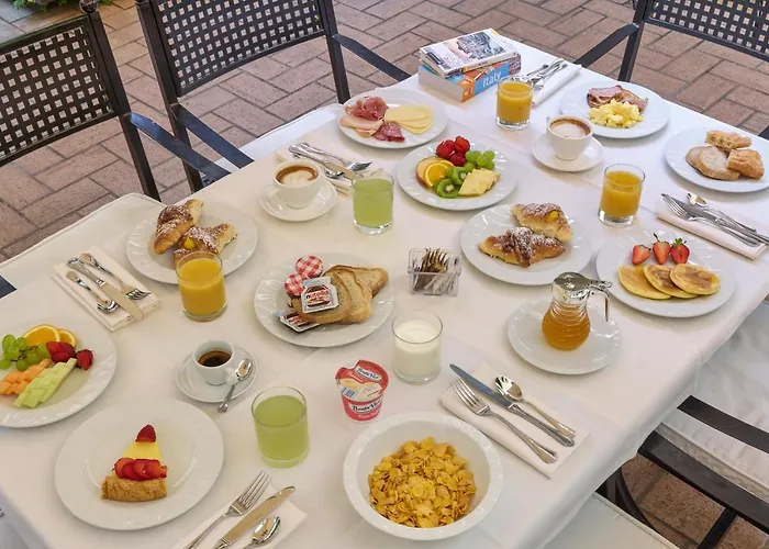 Degli Artisti Hotel 4*