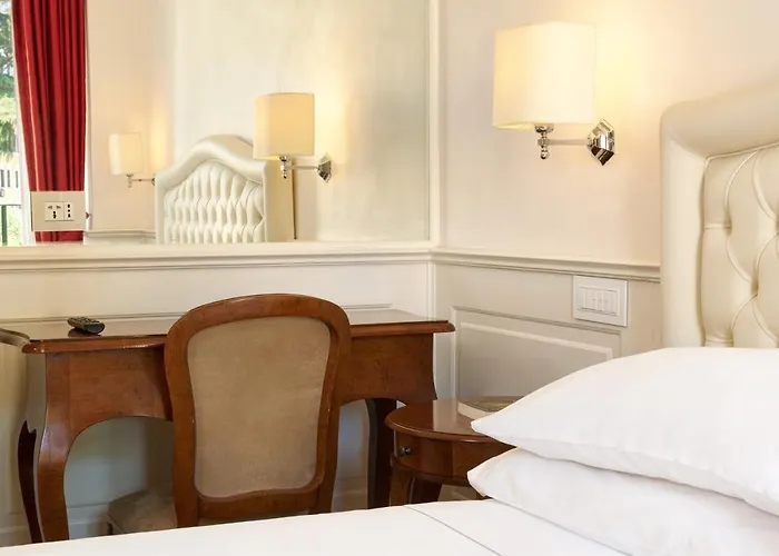 Hotel Degli Artisti 4*