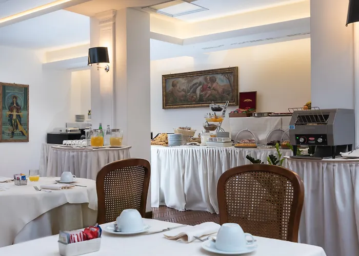 Hotel Degli Artisti 4*