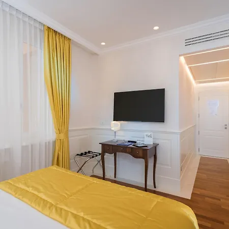 Degli Artisti 4* Roma